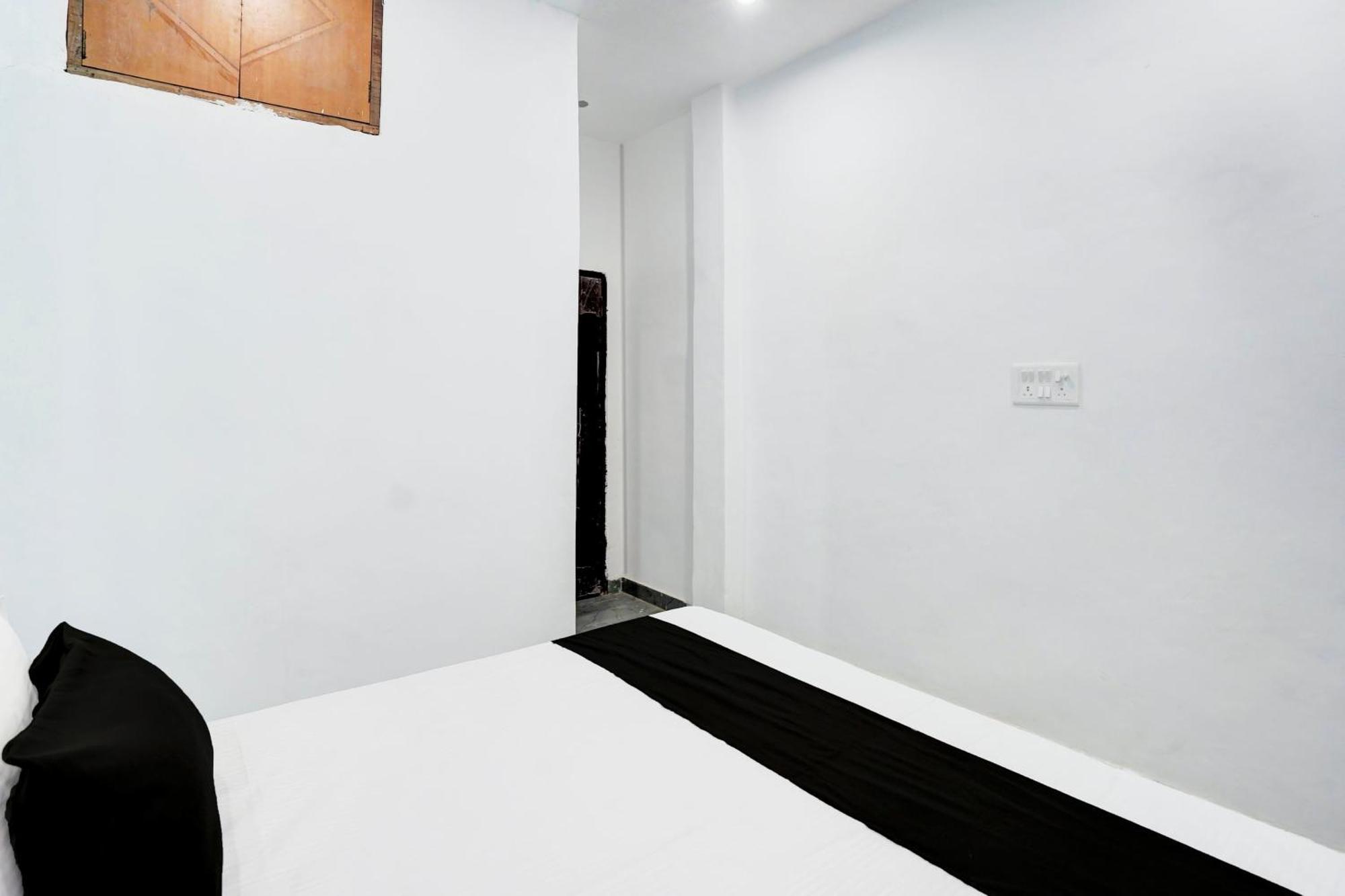 Hotel O Laxmi Guest House Varanasi Exterior foto