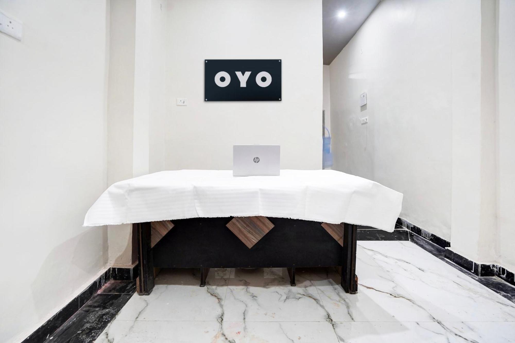 Hotel O Laxmi Guest House Varanasi Exterior foto